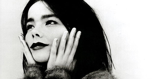 Björk – “Mouth mantra”